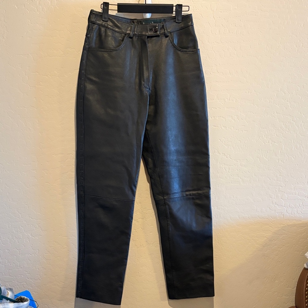 Harvé Benard Sleek Black Leather Trousers